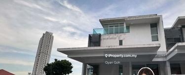 Corner with big land & 3 Sty Gated Minden Garden Residence Gelugor 1