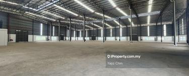 Semenyih, Sungai Lalang, Corner Warehouse/ factory with racking 1