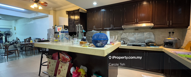 Freehold Flat Level Renovated Move in Condition  1