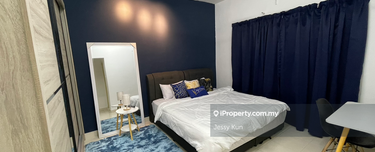 Master bedroom with Private Bathroom  1