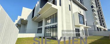 Corner Villa with Huge Land/ Garden Space For Sale 1