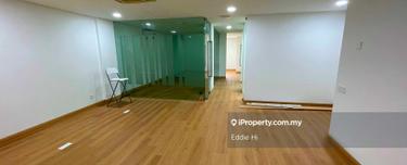 Ttdi Plaza Office to let! 1