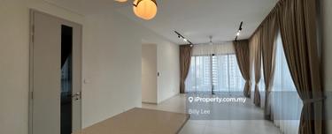 New Partially Furnish Condo 4 Rooms 4 Bathrooms 2 Carpark North Kiara 1