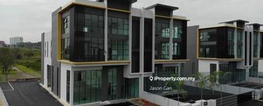 Freehold 3 storey semi-d factory for Sale in Bandar Serenia, Sepang 1
