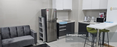 KL Gateway next to MRT 1