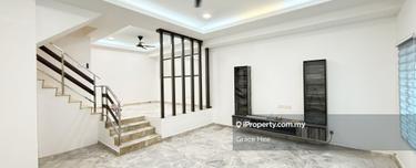 2 Storey Terrace House Taman Universiti Indah Seri Kembangan 1