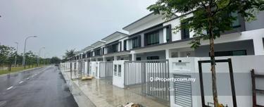 Double Storey House For Sale @ Adda Height 1