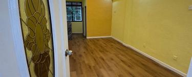Newly renovated corner unit 2 rooms house for sale 1