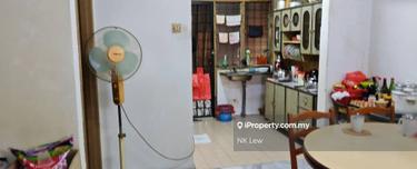 Jalan Boginvilla, Freehold 18'x70' 2 story house 1