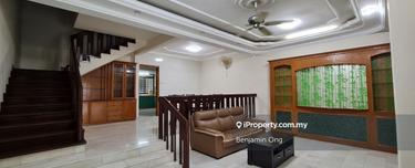 Taman Pelangi Jb Town House For Sale 1