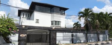 3 Storey Corner Bungalow with 5000 Build up ! renovated! freehold!  1