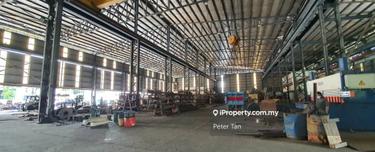 Big warehouse , beside highway , nice condition 1