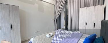 Junior Suites Queen Bed / Private Bath at Union Suites, Bandar Sunway 1