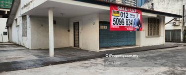 Commercial bungalow for Rent 1