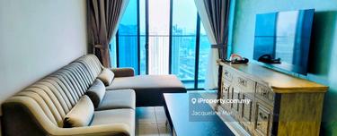 Luxury Condo to Stay in City 1