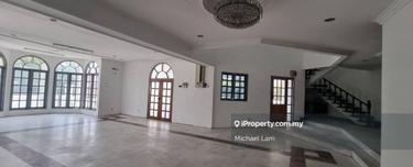 Spacious Bungalow House for Sale 1