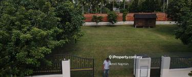 Flat land gated guarded 1