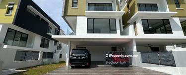 Cooling and Quite Environment Surrounding Greenery  1