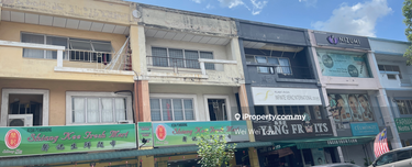 3 Storey Asjoining Shoplot Kota Kemuning with Tenancy 4.8% 1