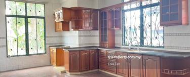 Freehold Big land Corner Bungalow for Saleo 1