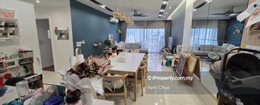 Well renovated and fully furnished corner unit! 1
