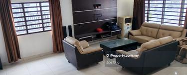 Endlot unit with land, Renovated, Well maintained, Guarded community 1