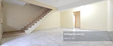 2 Storey house, 20x70sqft, Build up 1800sqft, Freehold 1