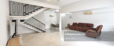 Ready to move in, 5 min walk to Nobel international school & shops. 1