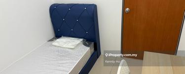 Pacific place female single fully furnished lrt station 1