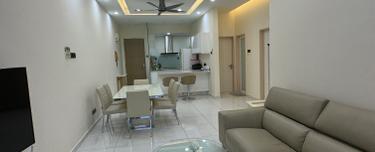 Skypod Renovated unit for Sale Below Market Value 1