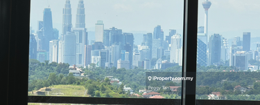 KLCC view decorated Unit for Sale ! 1