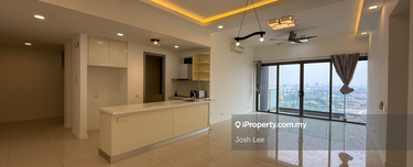 Unblock High Floor, Ready Move In 1