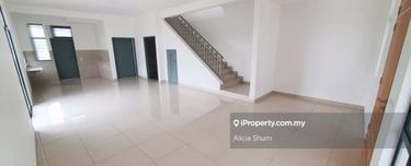 Permas Straits View link 2 Storey Terrace House Corner for sale  1