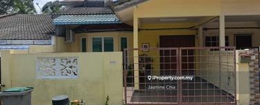 Single Storey Terrace at Bukit Beruang 1