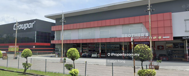 Taman Subang Permai Subang Jaya Showroom/Warehouse G Floor For Rent 1
