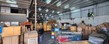 Warehouse 10k sqft Taman Industri sungai buloh for rent  1