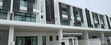 Melaka Town Gated Guarded 3 Storey House nr Bachang Melaka Sentral 1