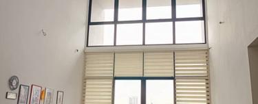 Spacious living area & well-maintained home @ Azelia 1