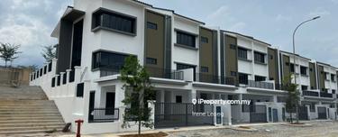 Bentong (Chamang Glade Residences) 3 Storey Link Semi-D House for Sale 1
