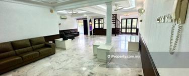 Spacious unit, like bungalow in the sky 1