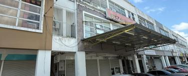 Emart Batu kawa 3 storey shoplot For sale  1