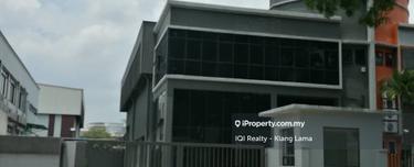 2 Sty Semi-D factory for Rent 1