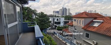 3 bedrooms part furnished in Ukay Heights 1