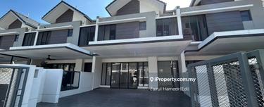 Brand New Exclusive Intermediate Lagenda Garden, Bukit Jelutong 1