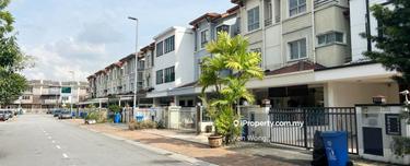 Freehold, Near to Playground Park, Well Maintain, 24 Hour Security 1