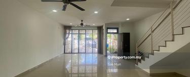 Double Storey Terrace House for Sale in Laman Glenmarie 1