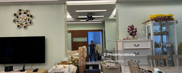 Metropolitan Square condo, Block F, Low floor and facing pool 1