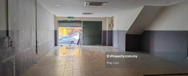 3 Storey Shoplot, freehold, usj21, below market price 1