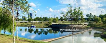 Crest Austin Emerald 1 /Facing Main Road/private lift 1