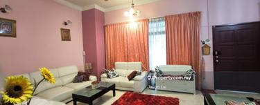 Ara Vista semi-D house for sale! 1